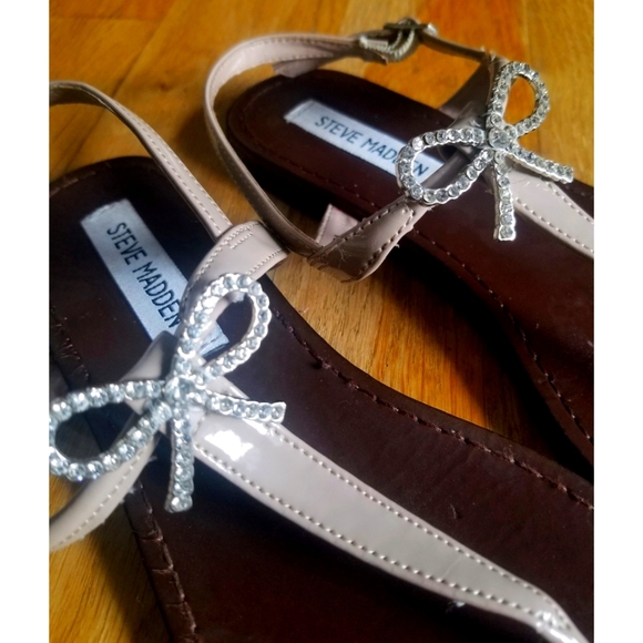 Rhinestone bow sandals by Steve Madden - Picture 3 of 5